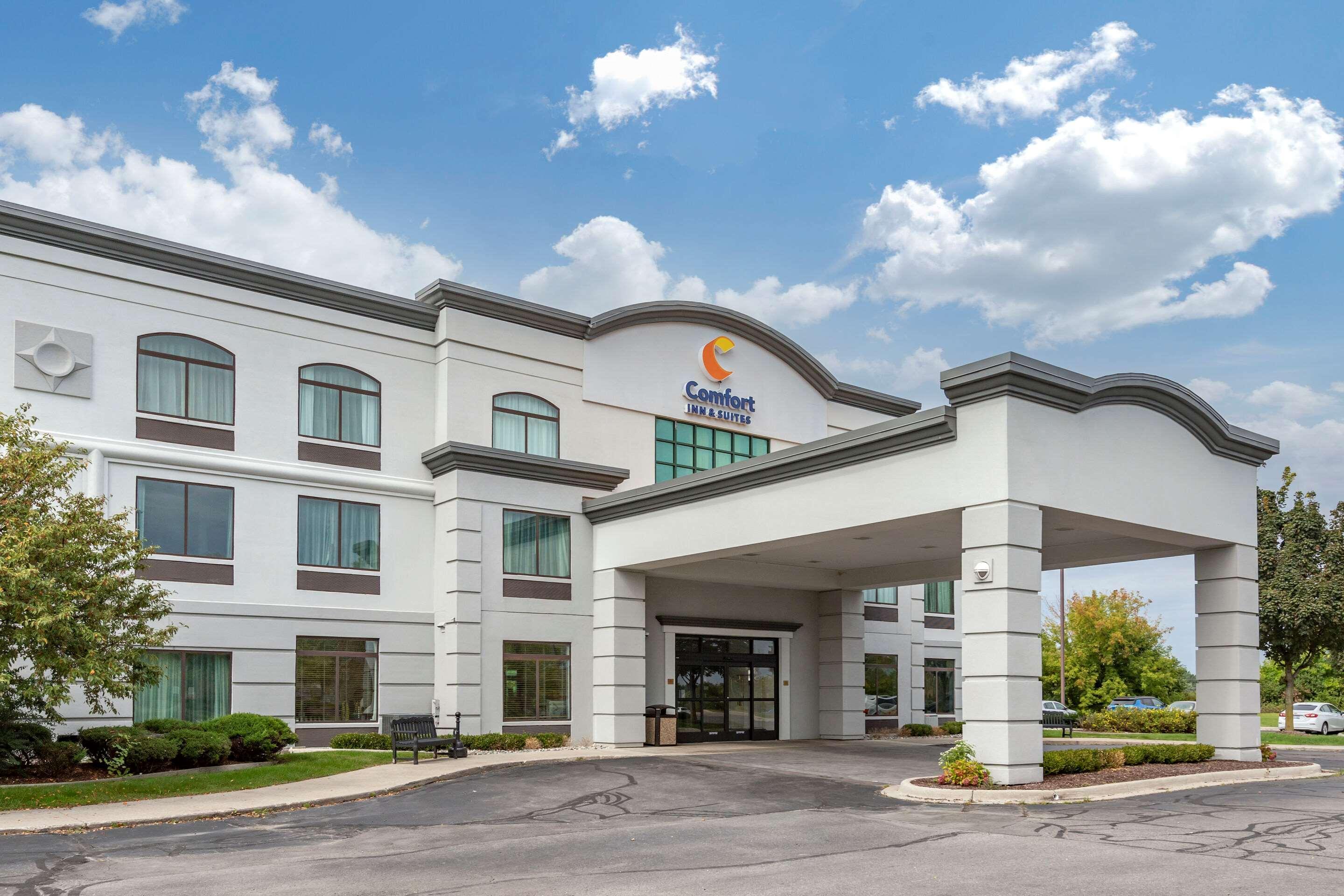 Comfort Inn & Suites Grand Blanc-Flint Zewnętrze zdjęcie
